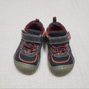 OSHKOSH B'gosh Toddle Sneakers